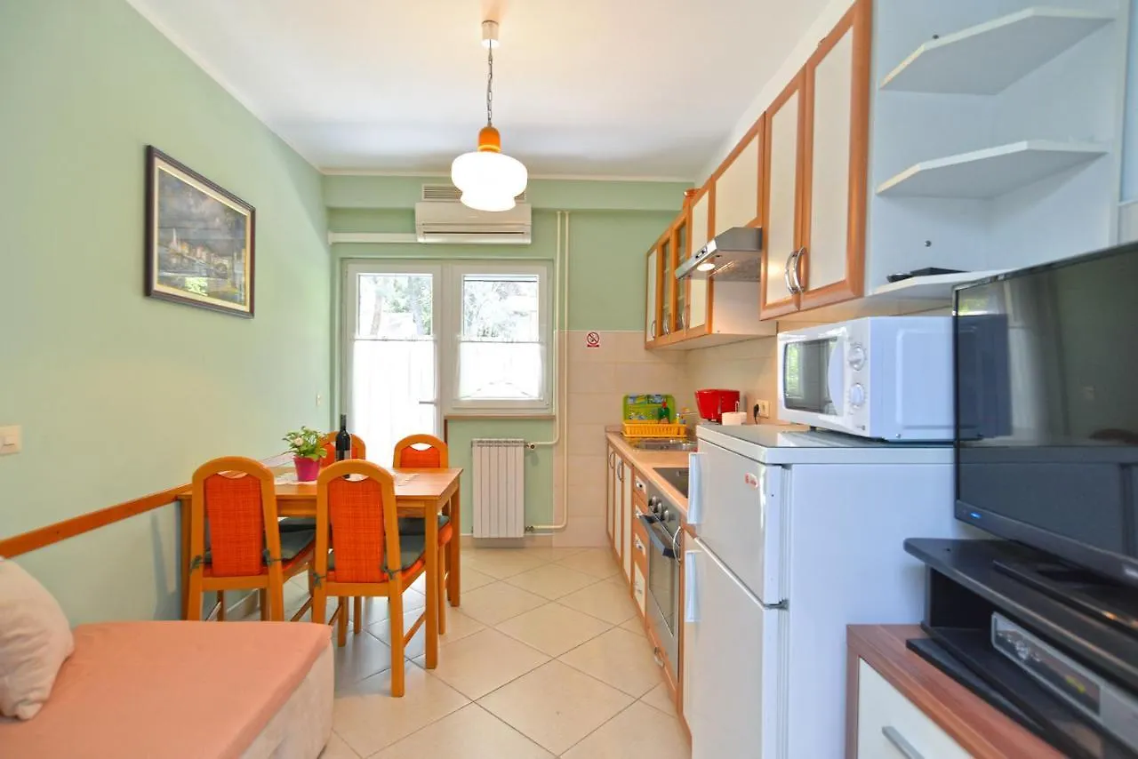 Apartments Marko 1377 Porec Croatia