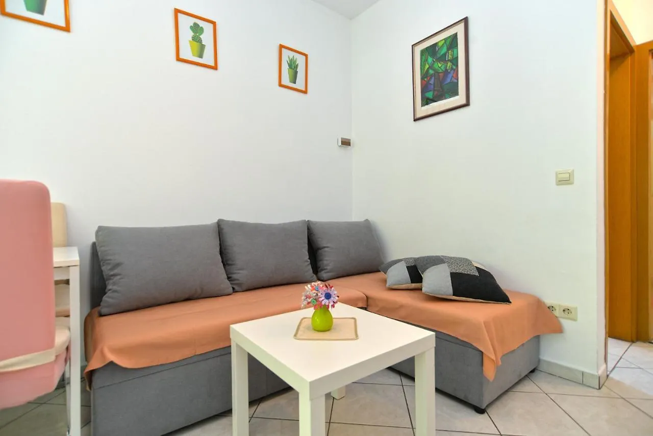 Apartments Marko 1377 Porec